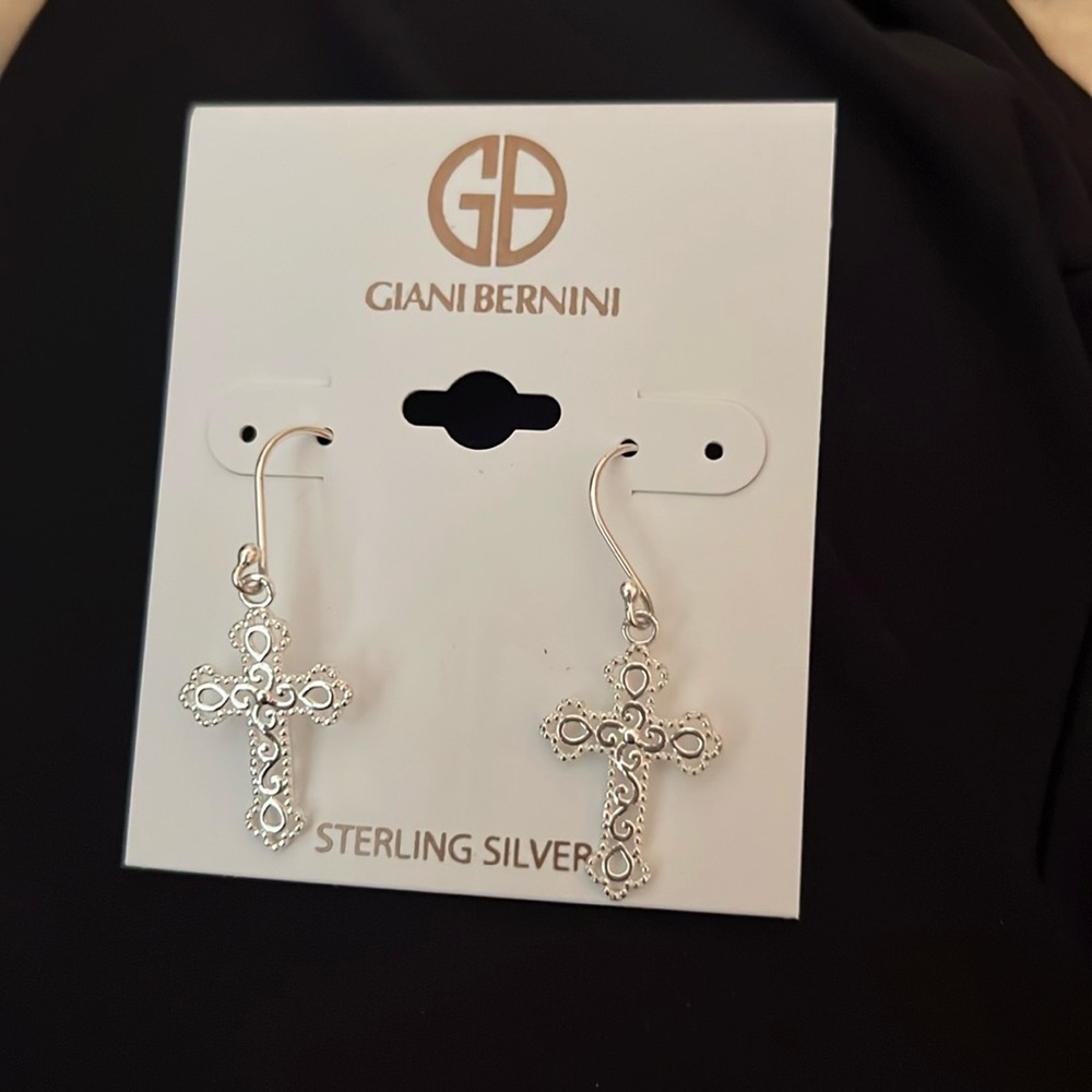 Giani Bernini sterling silver filgree cross earring set.  NWT